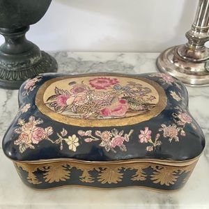 Frederick Cooper Hand Painted Trinket Jewelry Box Green Gold Floral